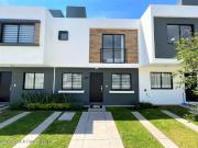 Casa en Venta en Urban Corridor, El Marques