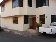 Casa en Venta en Urbanización La Aurora 2 Diagonal a...