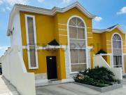 CASA EN VENTA EN URBANIZACIÓN PRIVADA – RANIA