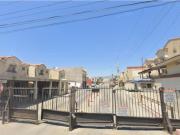Casa en venta en Urbiquinta Marsella, Tijuana, Baja...