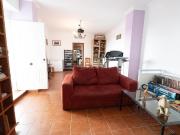 Casa en venta en Utrera, Centro. Casa con garaje, patio,...