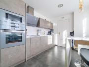 Casa en venta en Valdemoro, Hospital. Chalet adosado en...