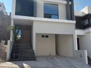 CASA EN VENTA EN VALDIVIA