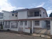 Casa en Venta en Valencia Carabobo 304 m2. 4 hab