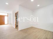 Casa en venta en Valencia, Torrefiel. CASA INDEPENDIENTE...