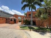 Casa en Venta en Valencia Trigal Norte Valencia Carabobo...
