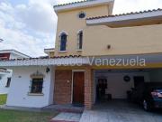 Casa en Venta en Valencia Trigal Norte Valencia Carabobo...