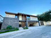 Casa en venta en valle alto