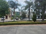 Casa en Venta en Valle de Altozano. A 1 minuto de la...