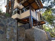 CASA EN VENTA EN VALLE DE BRAVO