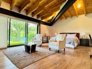 Casa en venta en Valle de Bravo a 10 minutos al centro...