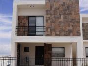 Casa en venta en Valle de los Almendros, Torreón,...
