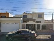 Casa en venta en Valle Dorado, Ensenada, Baja California