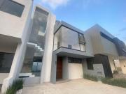 CASA EN VENTA EN VALLE IMPERIAL