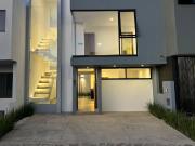 Casa en Venta en Valle Imperial Casa en Venta en Valle Imperial