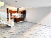 CASA EN VENTA EN VALLE IMPERIAL