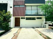 CASA EN VENTA EN VALLE IMPERIAL COTO IMPERIO BIZANTINO,...