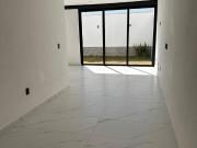 Casa en Venta en Valle Imperial Coto Maples 32