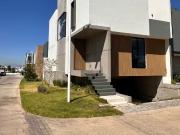 Casa en Venta en Valle Imperial Coto Maples 92