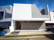 Casa en venta en Valle imperial coto romano 2