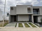 Casa en Venta en Valle Imperial, Valle del Imperio...