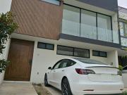 Casa en venta en Valle Imperial Zapopan dentro de coto