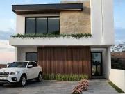 Casa En Venta En Valle Norte Tres Marías