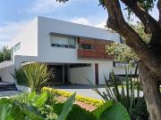 Casa en venta en Valle Real, unica y llena de detalles