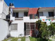 Casa en VENTA en VALLE VERDE, Yautepec, Morelos. A 5...