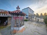 Casa en venta en Vallirana. CASA CON PISCINA Y JARDIN EN...