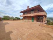Casa en venta en Vallirana. Gran casa ideal para 2...