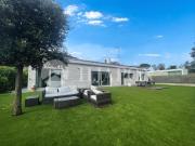 Casa en venta en Vallromanes. Casa de diseño de una...