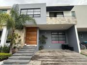 CASA EN VENTA EN VASANTA SOLARES