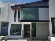 Casa en venta en Venados, Altozano Morelia