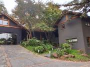 Casa en Venta en VENDE CASA DE 2 PISOS CON GRAN TERRENO...