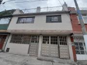 casa en venta en venecia tunjuelito. Cod V7148001