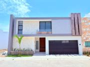 Casa en Venta en Veracruz Fracc. Residencial Palmas con...