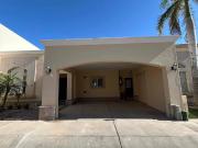 CASA EN VENTA EN VERSALLES RESIDENCIAL