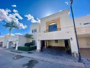 Casa en venta en Versalles Residencial