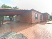 casa en venta en via bocono. Cod V23301