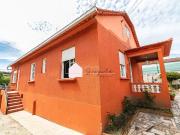 Casa en venta en Vigo, Comesaña Matamá. DA LA BIENVENIDA...