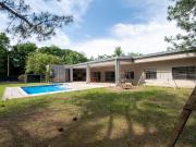 Casa en venta en Villa California