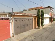 Casa en venta en Villa de las Flores 1a Sección Unidad...