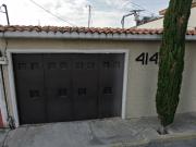 Casa en Venta en Villa de las Flores, Coacalco – Amplios...