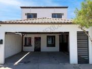 CASA EN VENTA | EN VILLA DEL PRADO A 1 MINUTO DE...