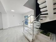 casa en venta en villa del rio. Cod V59569