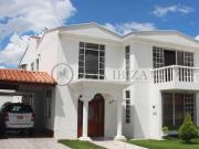 casa en venta en villa del rosario. Cod V2285