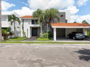 Casa en Venta en Villa Magna, Cancún
