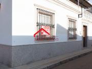 Casa en venta en Villafranca de los Barros. Casa en...