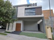 Casa en Venta en Villandares Residencial